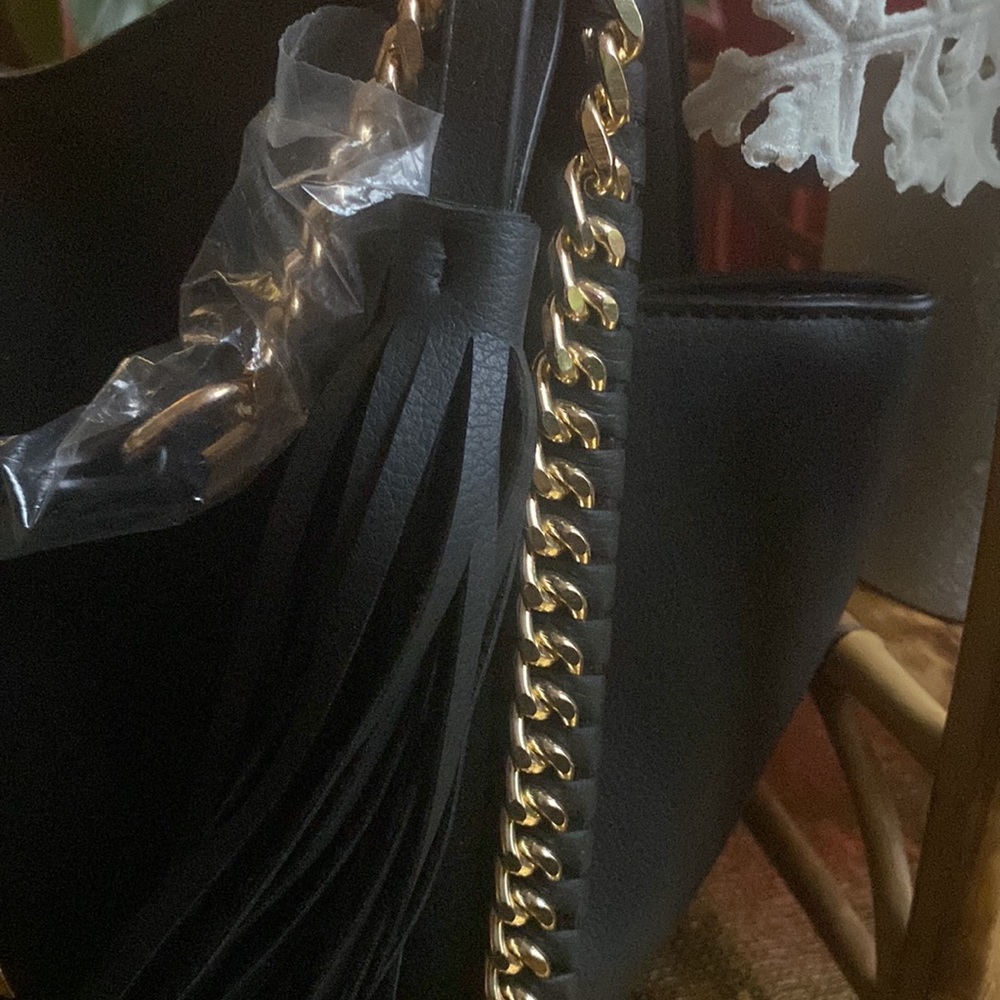 NWT- Cklass bag with gold hardware & wings🌸 - Picture 7 of 8